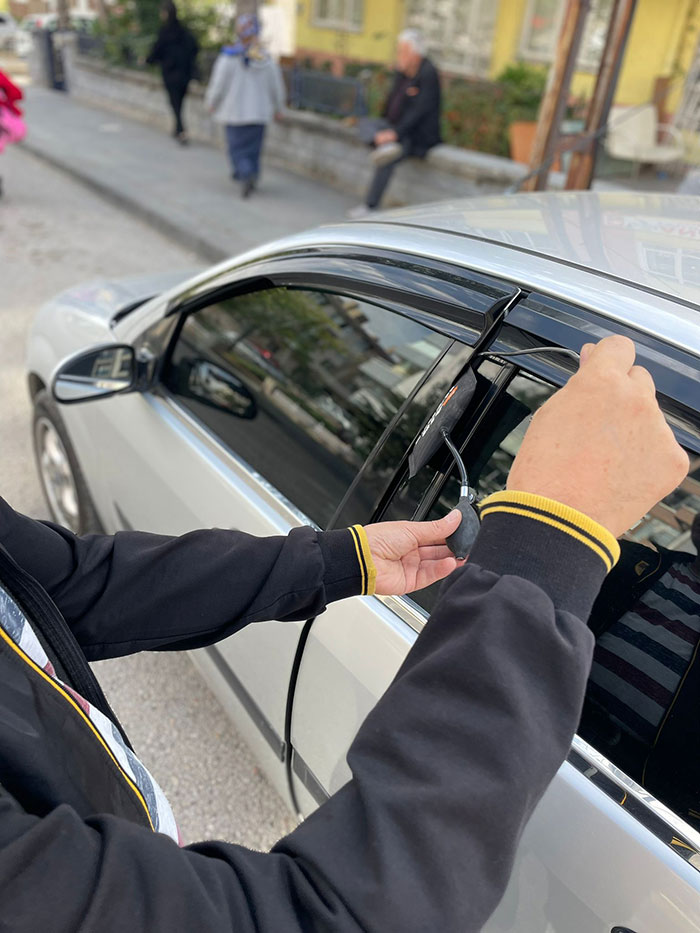 Yalıhüyük Oto Kilitçisi